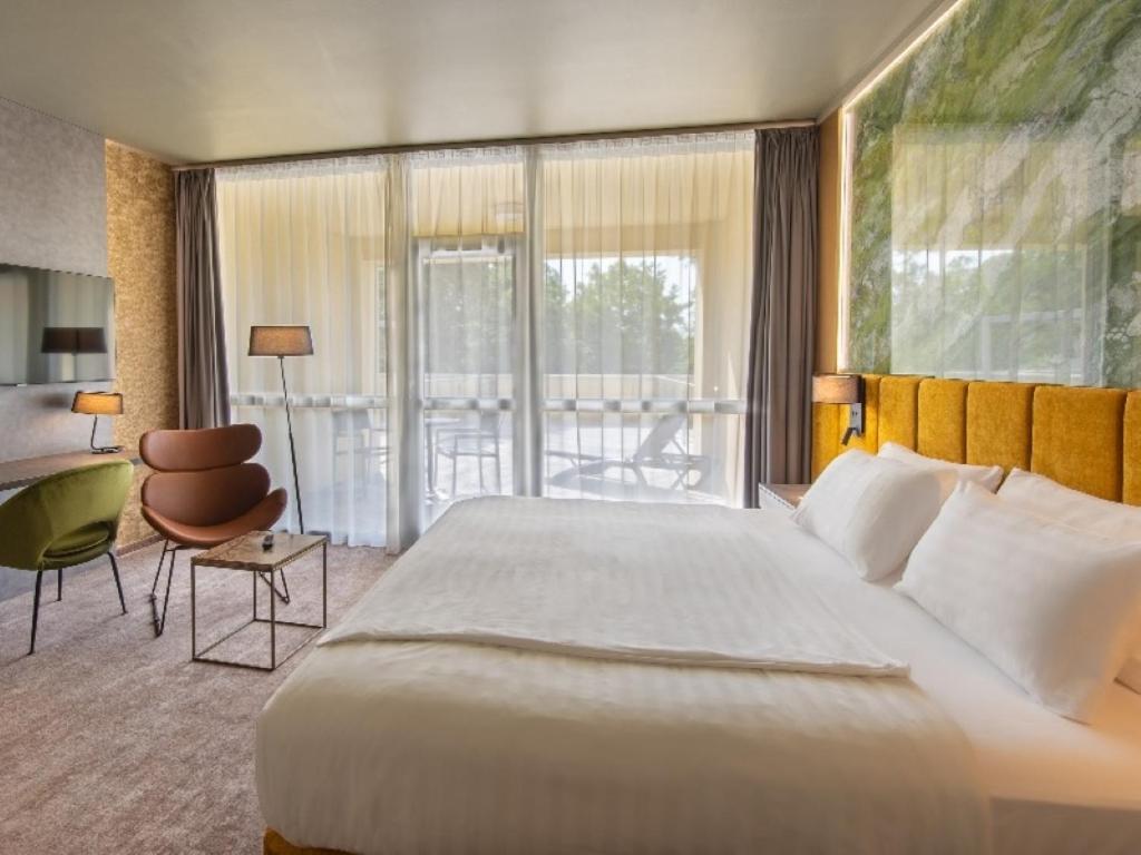 Hotel Azur Premium Siofok Ngoại thất bức ảnh