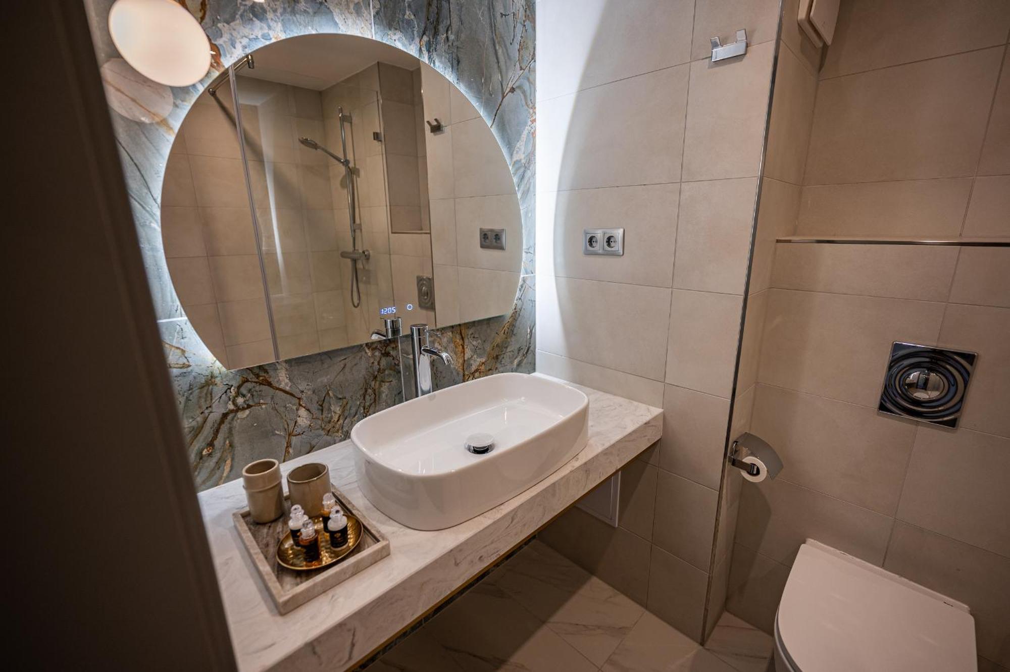 Hotel Azur Premium Siofok Ngoại thất bức ảnh