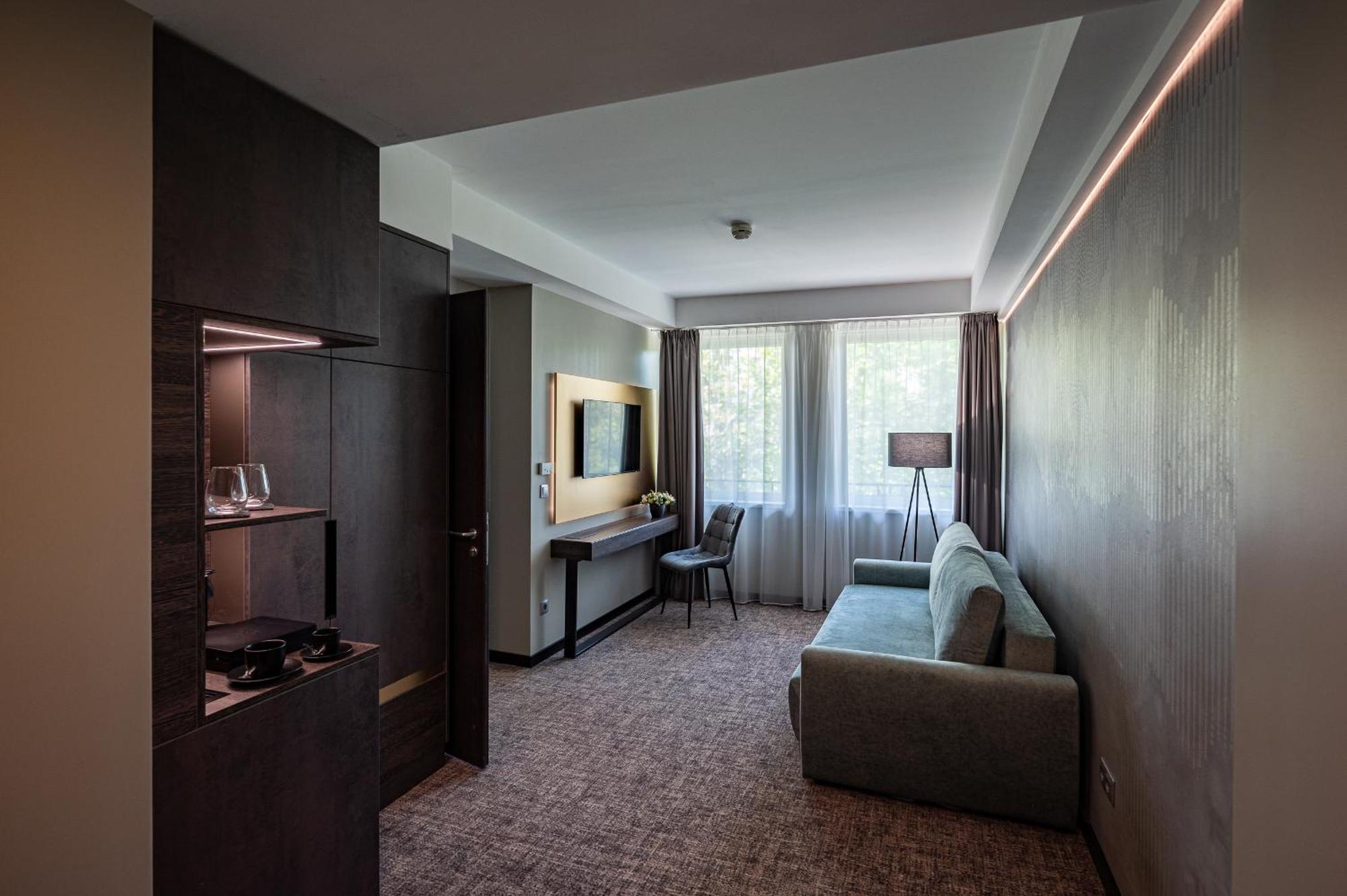 Hotel Azur Premium Siofok Ngoại thất bức ảnh