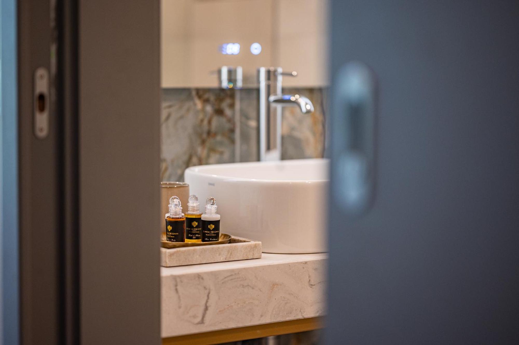 Hotel Azur Premium Siofok Ngoại thất bức ảnh