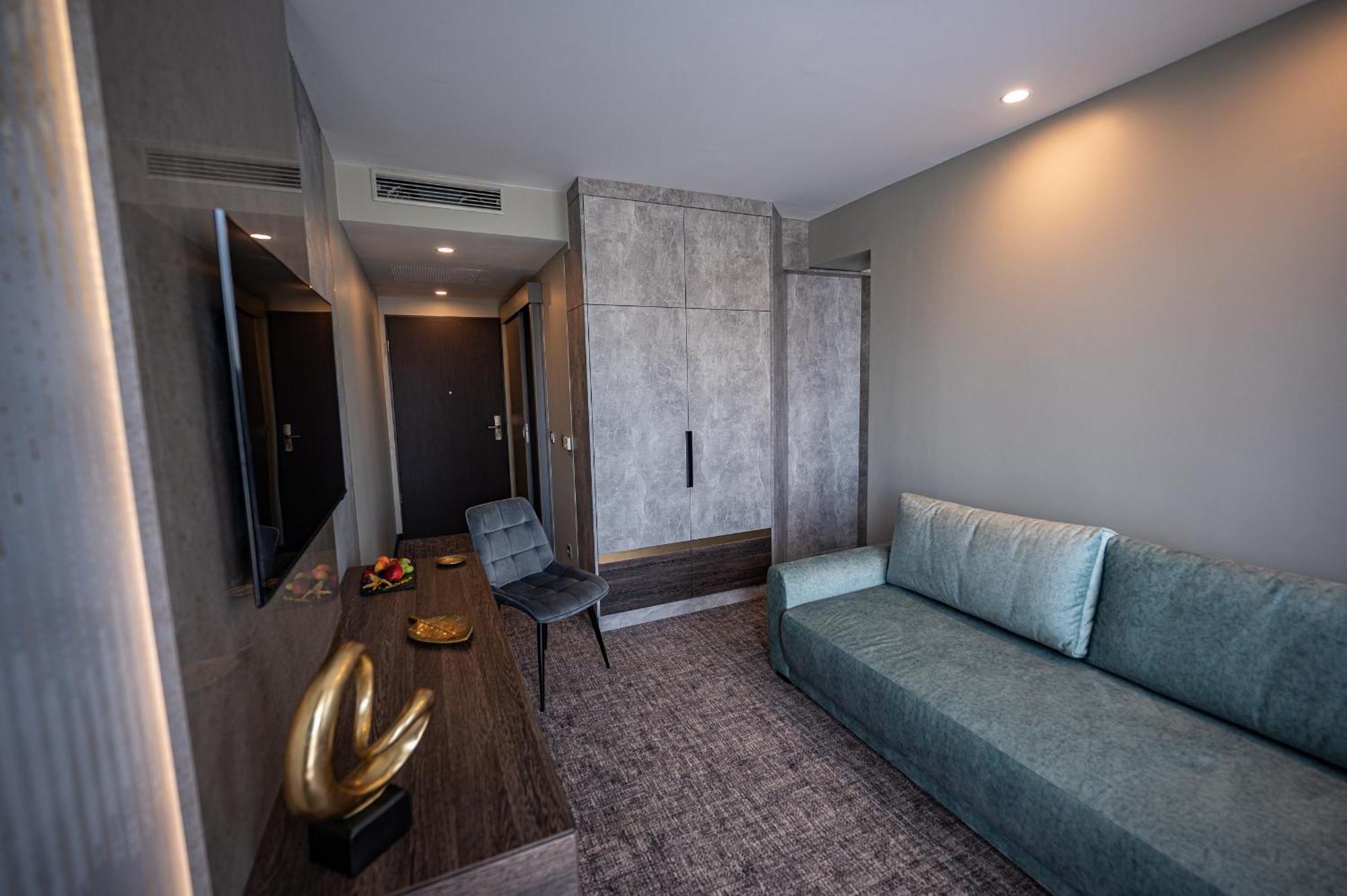 Hotel Azur Premium Siofok Ngoại thất bức ảnh