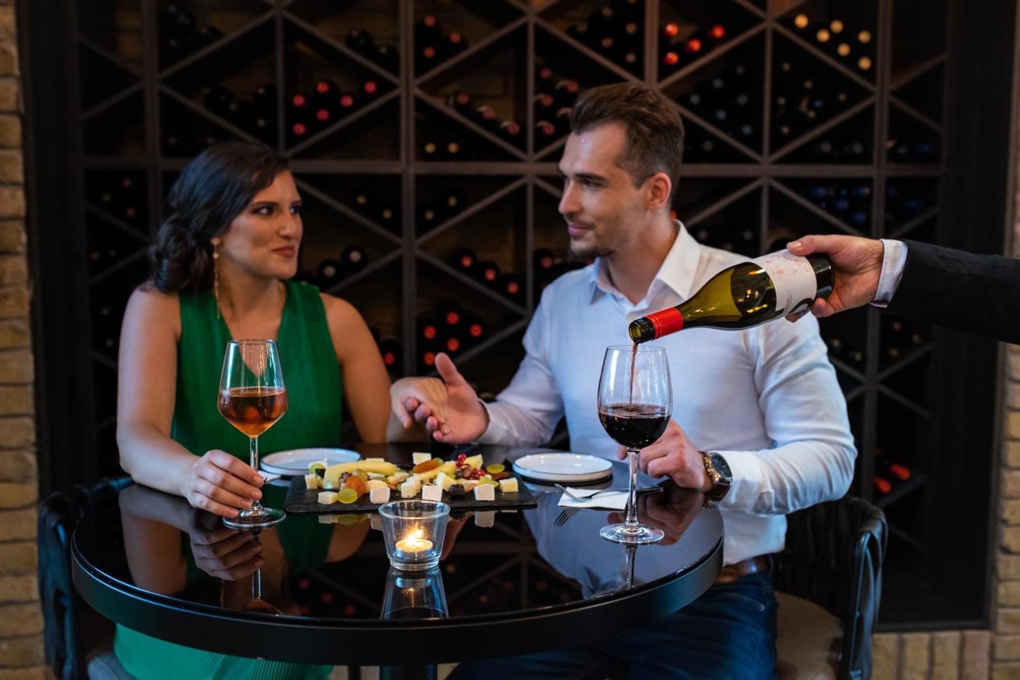 Hotel Azur Premium Siofok Ngoại thất bức ảnh