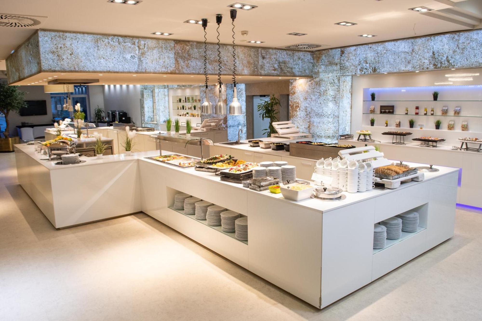 Hotel Azur Premium Siofok Ngoại thất bức ảnh