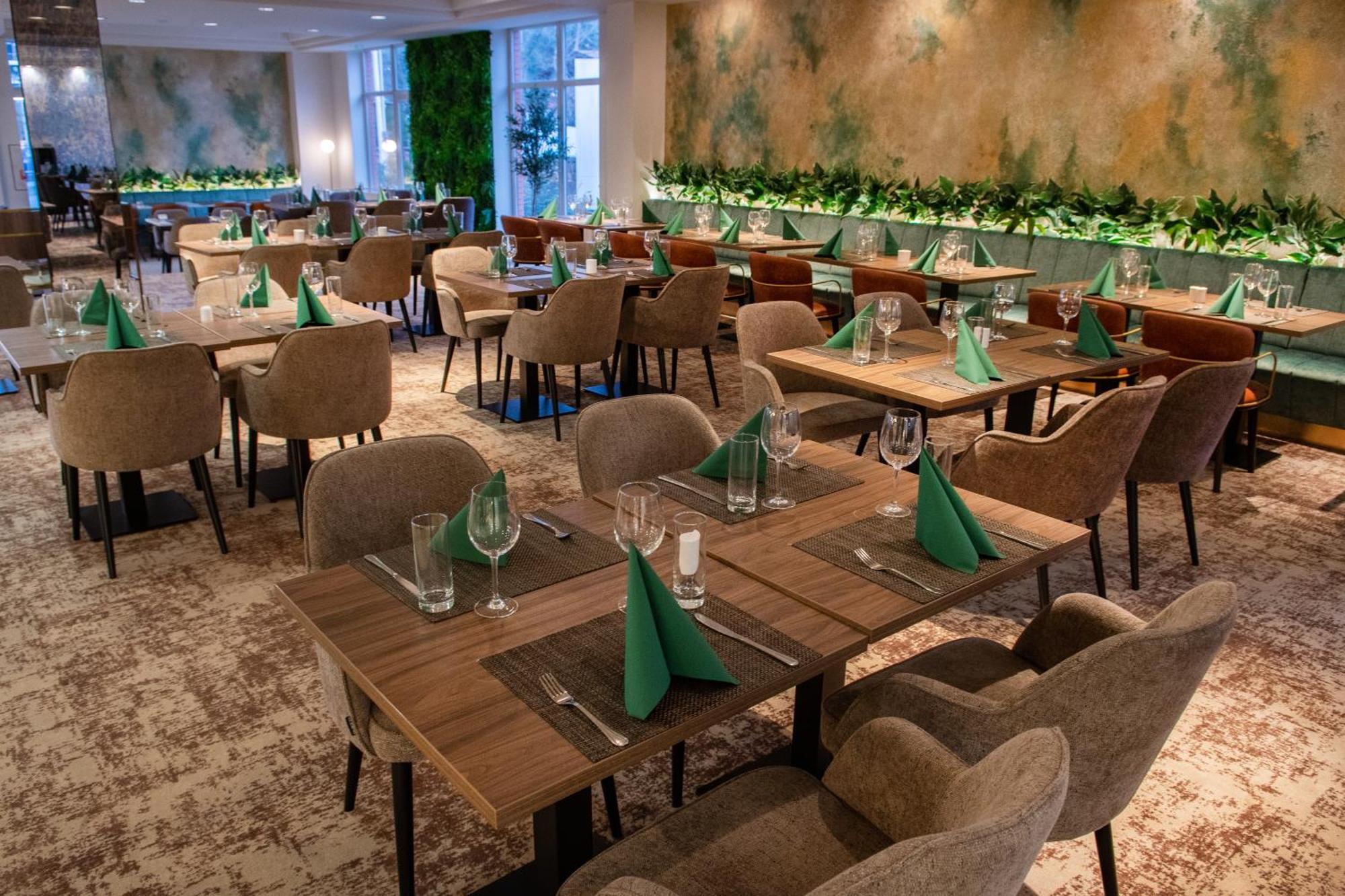 Hotel Azur Premium Siofok Ngoại thất bức ảnh